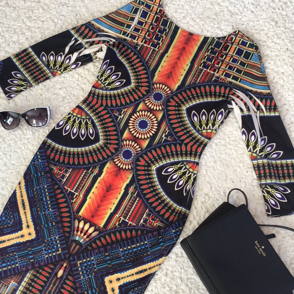 Colorful Tribal Print Bodycon Low-Back Dress - Picture 8 of 16